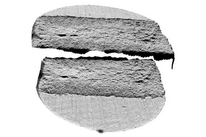 3D comparison mode Canvas of two fractures above each other. image